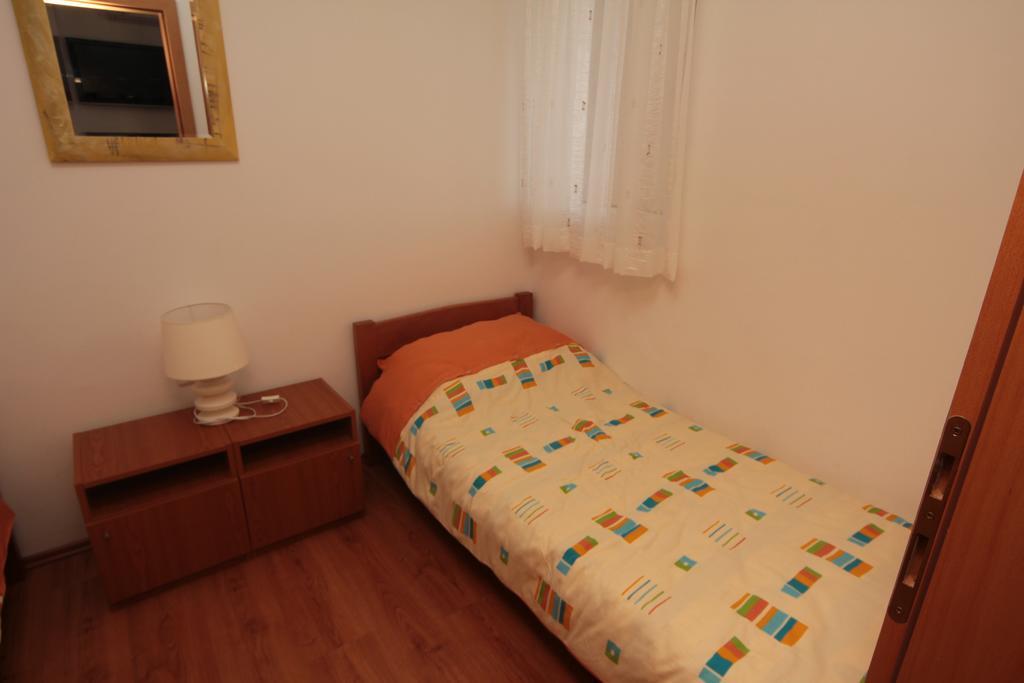 Apartments Miroslav Povljana Εξωτερικό φωτογραφία